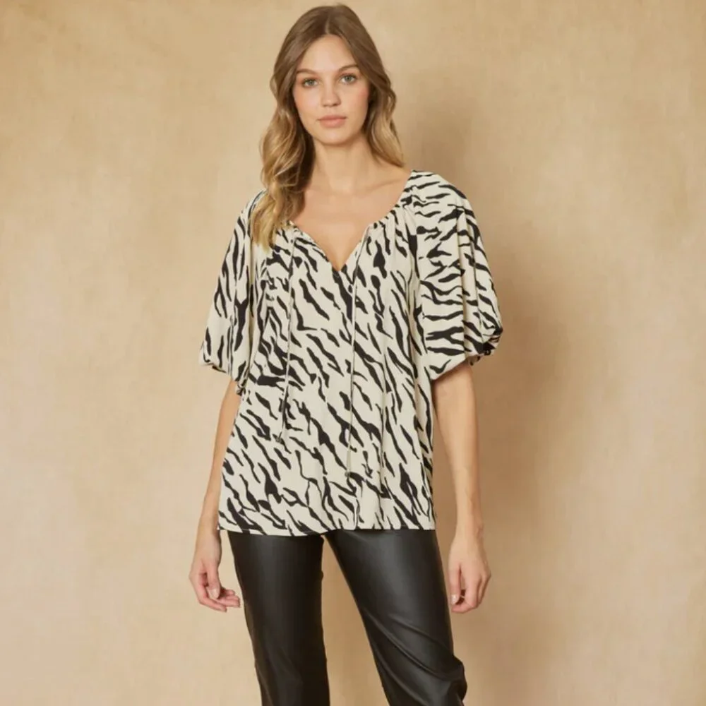 Anthropologie Small S Entro Beige Zebra Print Tie Front Puff Sleeve Pullover Top